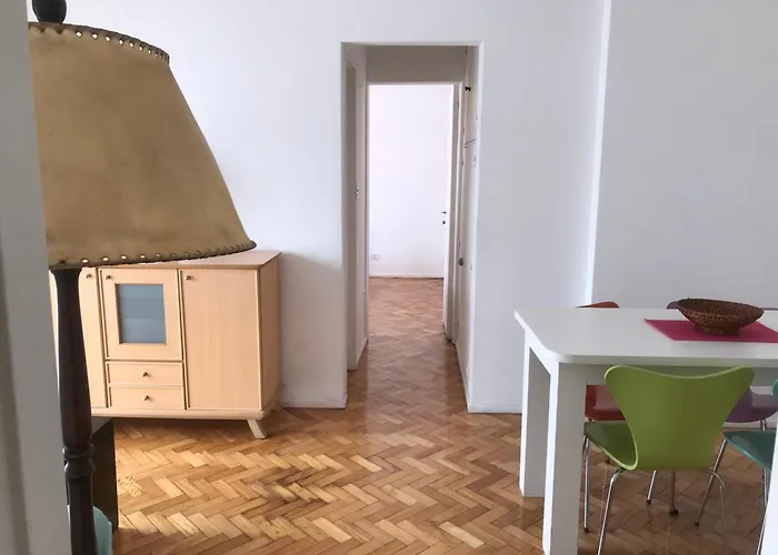 Apartmento com 2 dormitórios